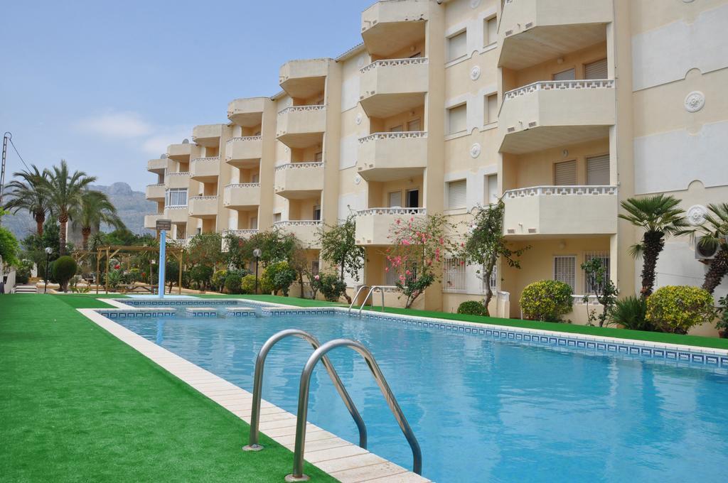 Apartamentos Las Rosas Denia Dış mekan fotoğraf